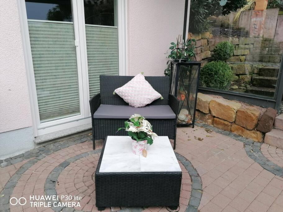 Haus Jaeger Ruheoase Im Gruenen Apartment Lohfelden ภายนอก รูปภาพ