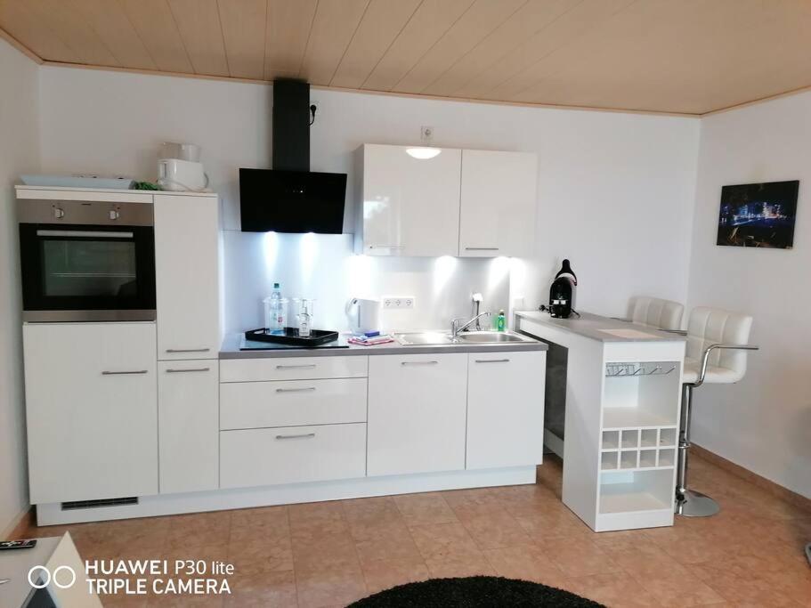 Haus Jaeger Ruheoase Im Gruenen Apartment Lohfelden ภายนอก รูปภาพ